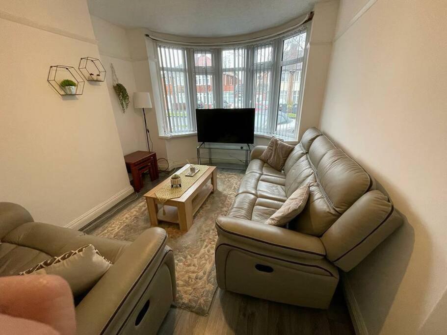 Large Beautiful 3 Bed House In City Of Birmingham Exterior photo